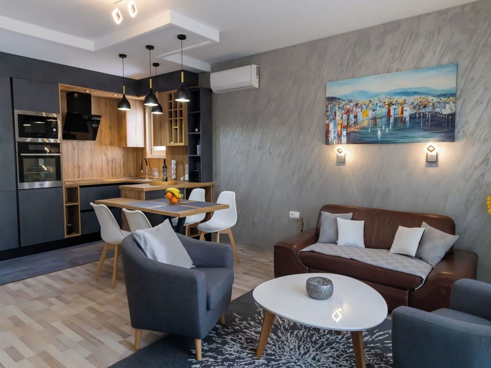 Furniture, Interior Design, Flooring, Wall, Wood, Floor, Room, Ceiling, Living Room, Home