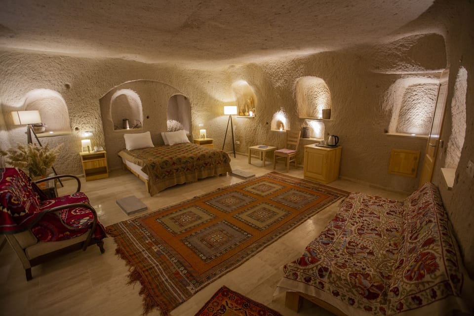 Royal Suite, 1 Bedroom | Living area | Heated floors