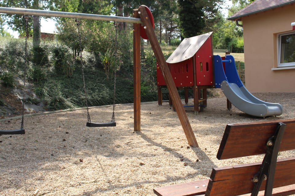 Children's play area - outdoor