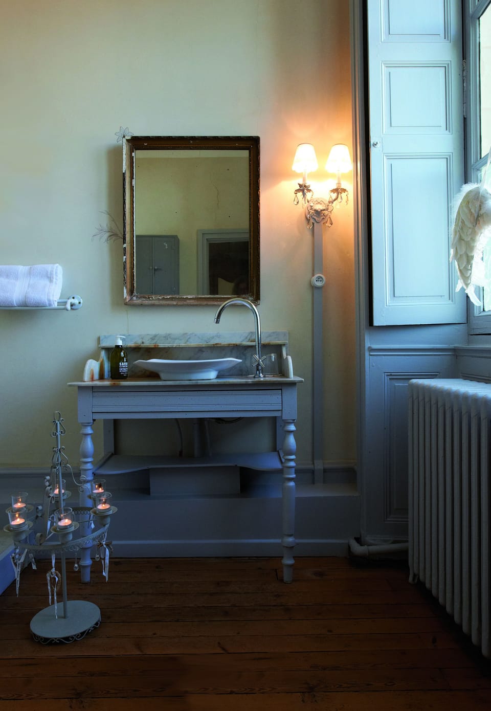 Double Room (Léontine) | Bathroom sink
