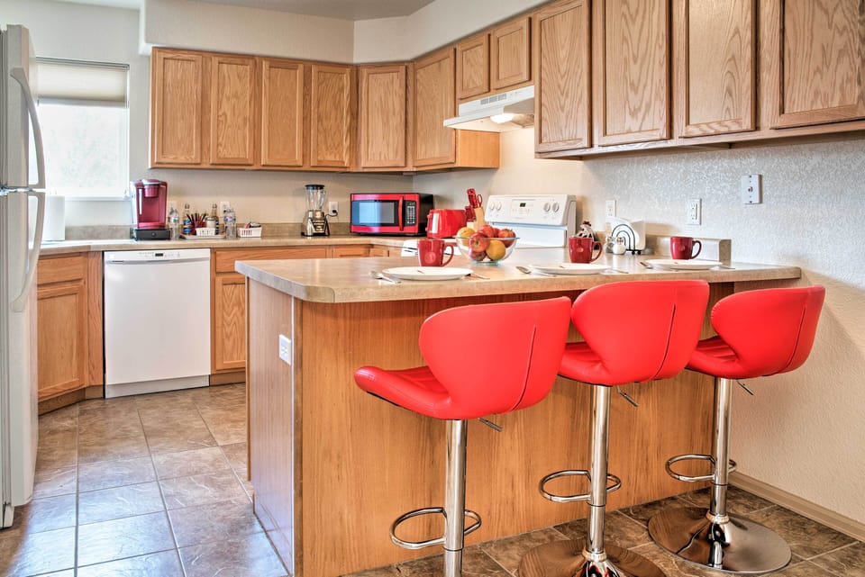 Kitchen | Cooking Basics | Dishware/Flatware