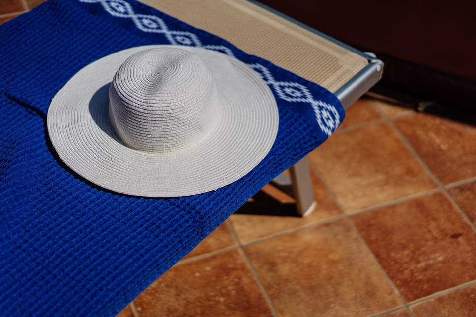 Lovely 2 bedroom beach apartment on Sorrento Coast
