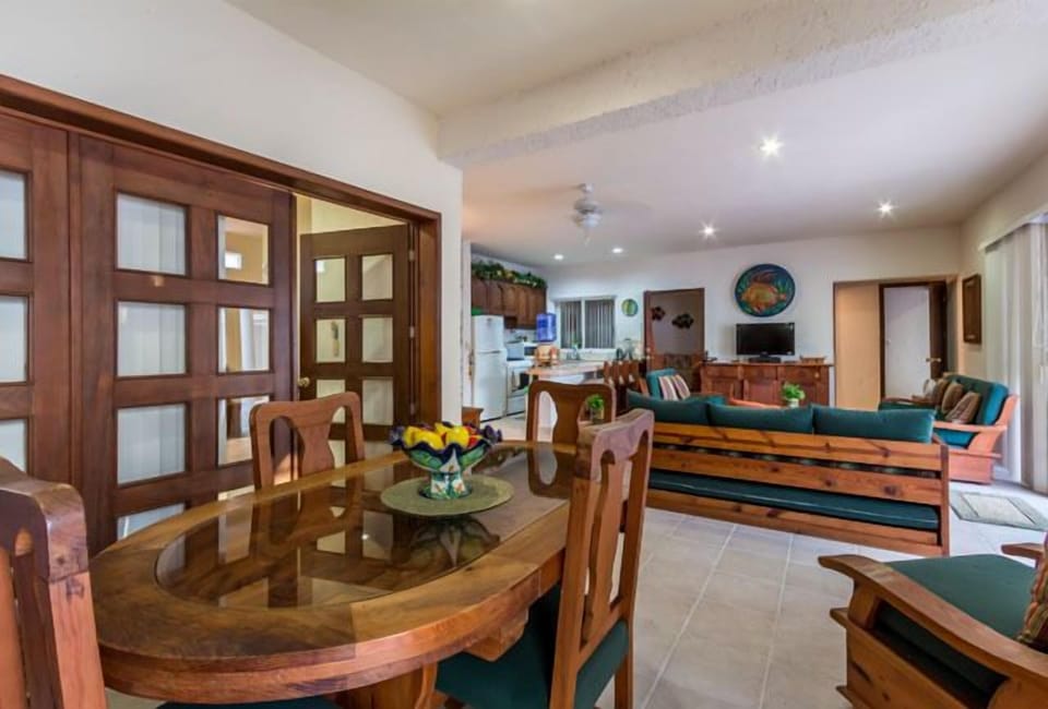 Casa Carlita's dining area
