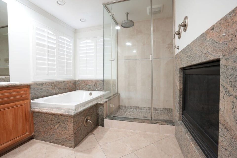 Ensuite Master Bathroom #1