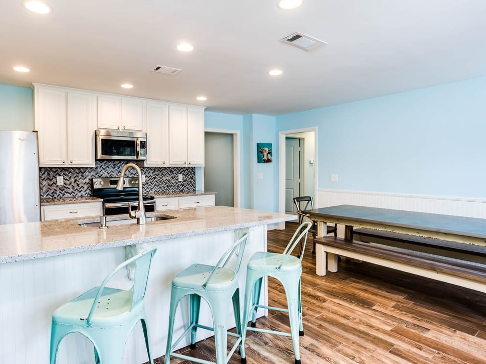 kitchen w/ zinc dining table