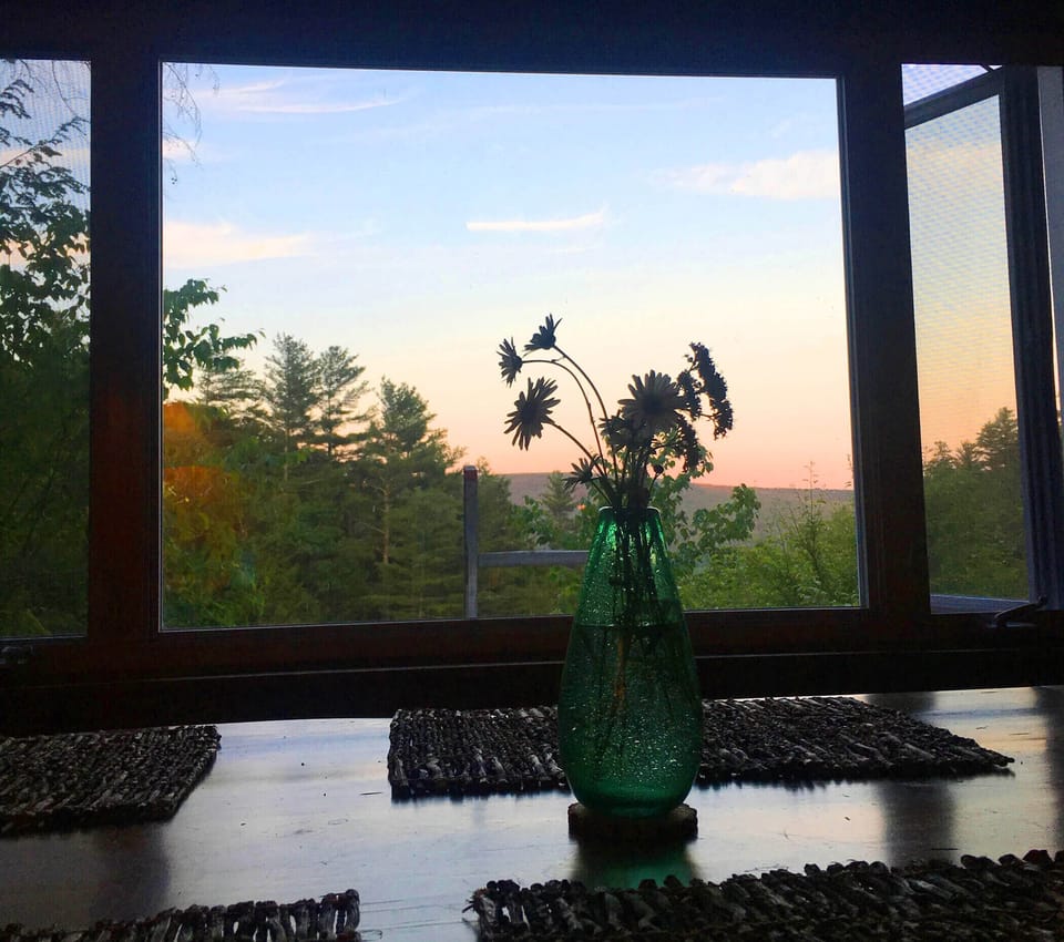 Dusk at the dinner table 