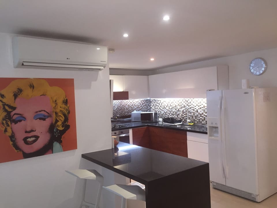 Modern kitchen