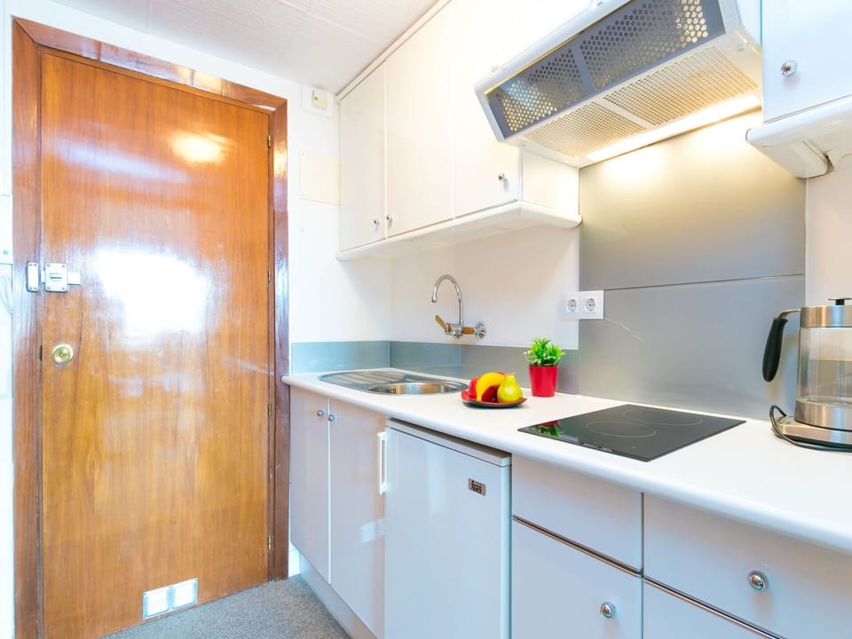 Room, Property, Kitchen, Cabinetry, Furniture, Interior Design, Building, House, Real Estate, Architecture