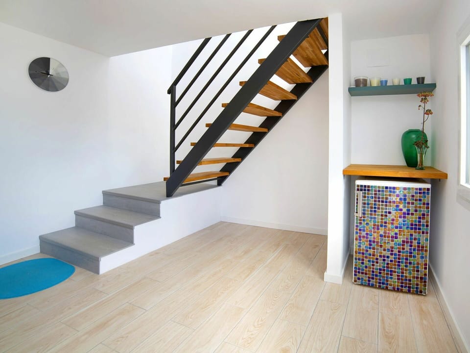 Furniture, Property, Comfort, Building, Textile, Bed Frame, Wood, Bed, Interior Design