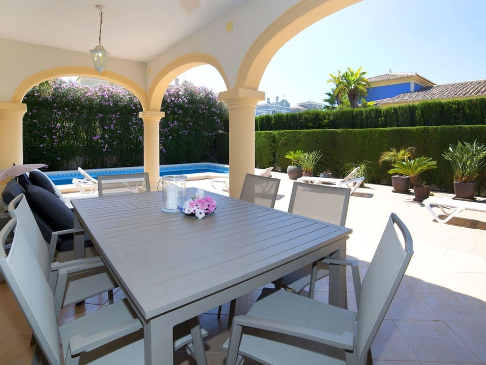 Property, Building, Real Estate, House, Furniture, Table, Room, Patio, Architecture, Villa