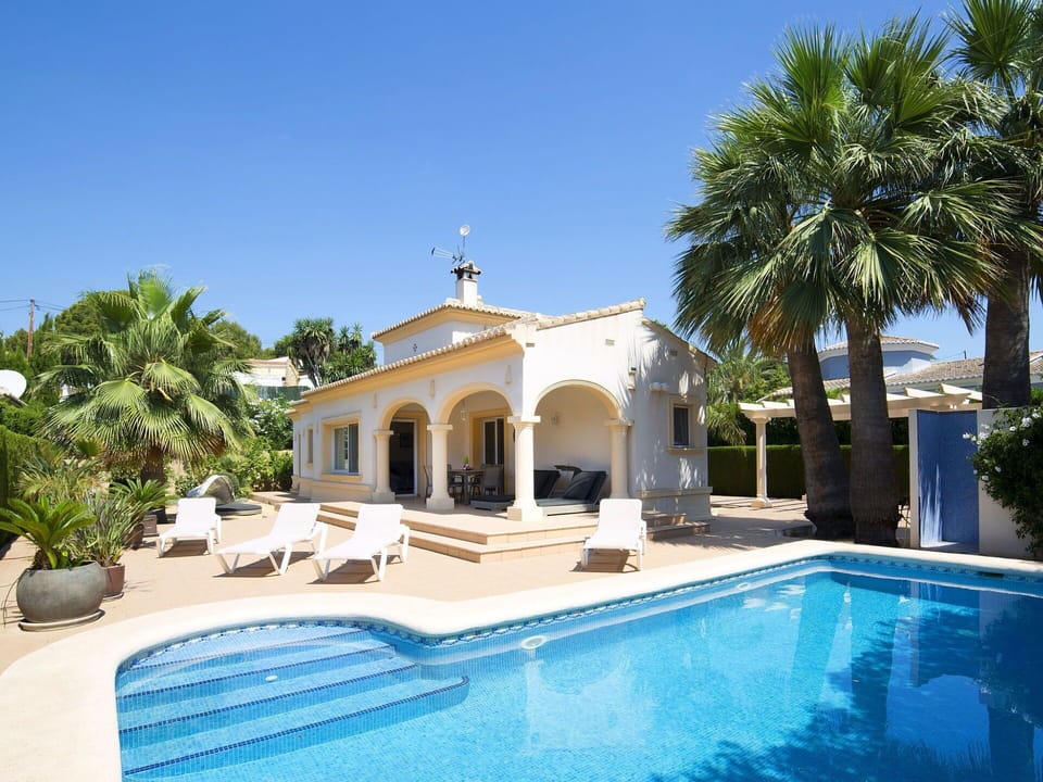 Property, Building, House, Real Estate, Home, Estate, Swimming Pool, Villa, Vacation, Mansion