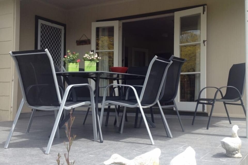 Indoor/outdoor flow