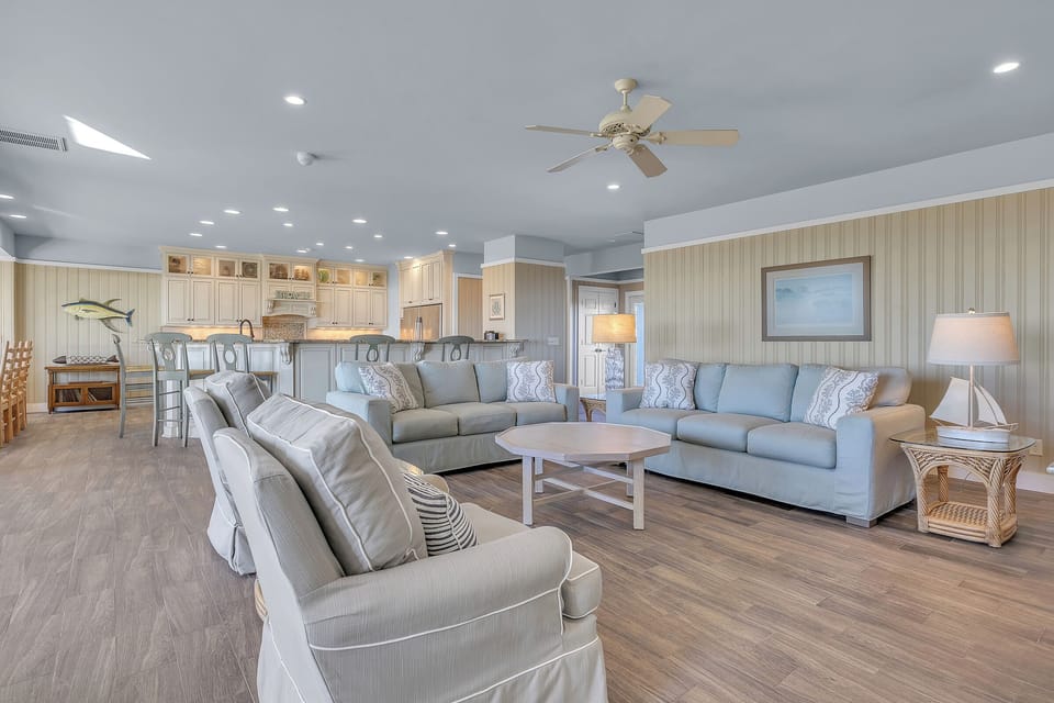 Living Area - 1st Level
