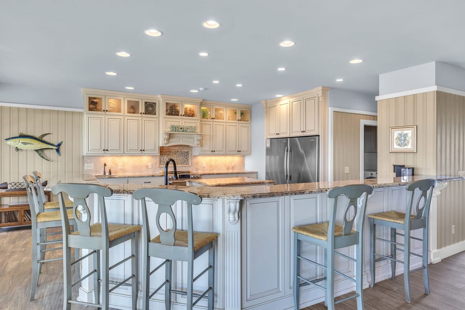 Kitchen / Bar Stools - 1st Level