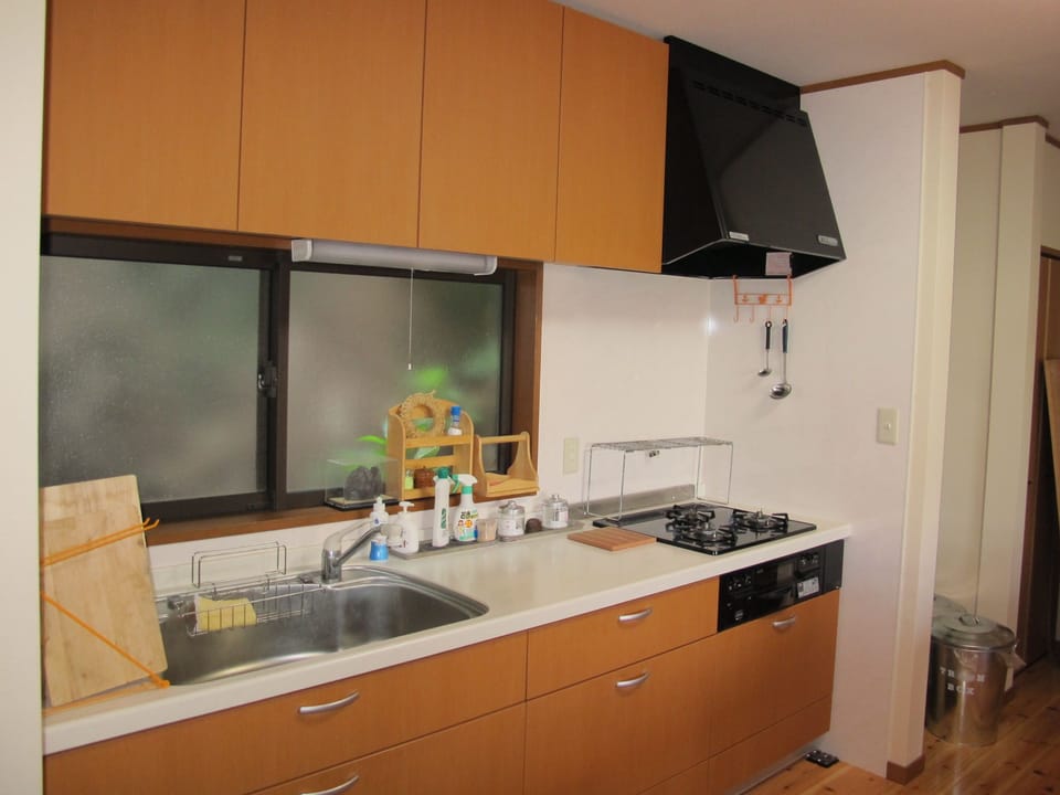 Shared fridge, microwave