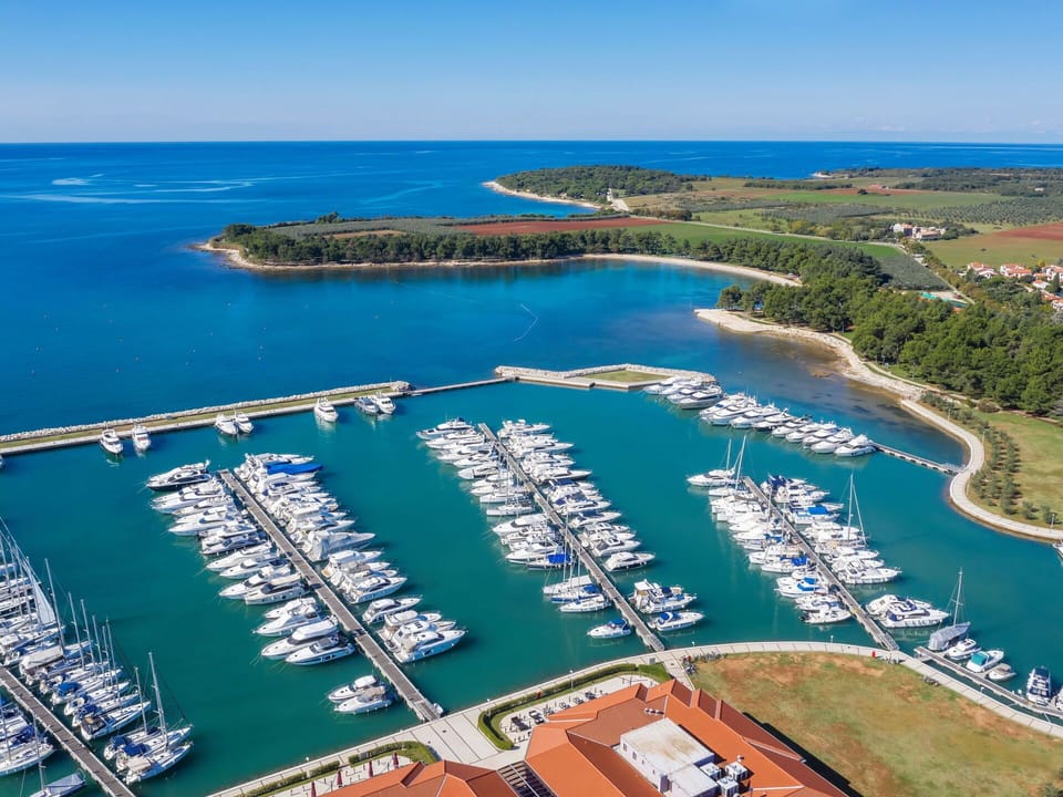 Water, Sky, Water Resources, Property, Boat, Watercraft, Azure, Blue, Coastal And Oceanic Landforms, Landscape