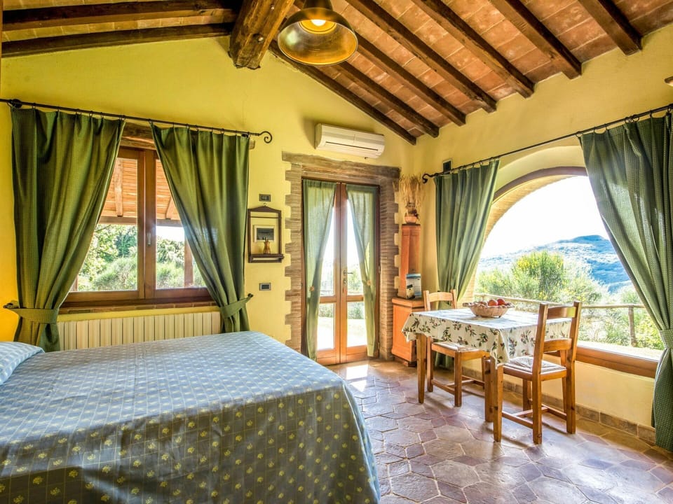 Plant, Furniture, Building, Property, Window, Comfort, Curtain, Wood, Textile, Shade