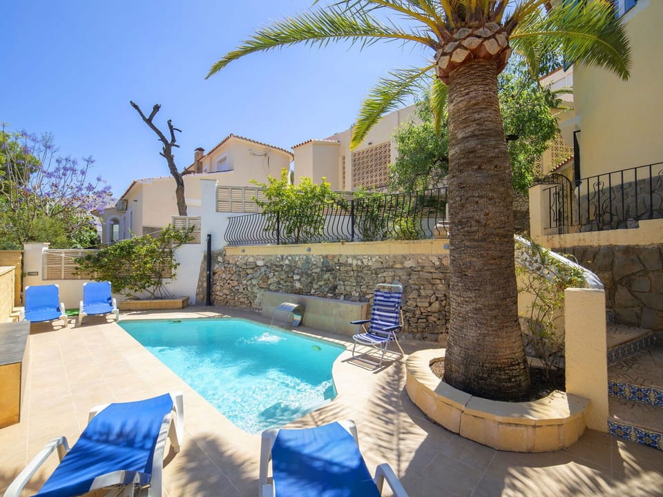Water, Sky, Plant, Property, Building, Blue, Azure, Swimming Pool, Tree, Outdoor Furniture
