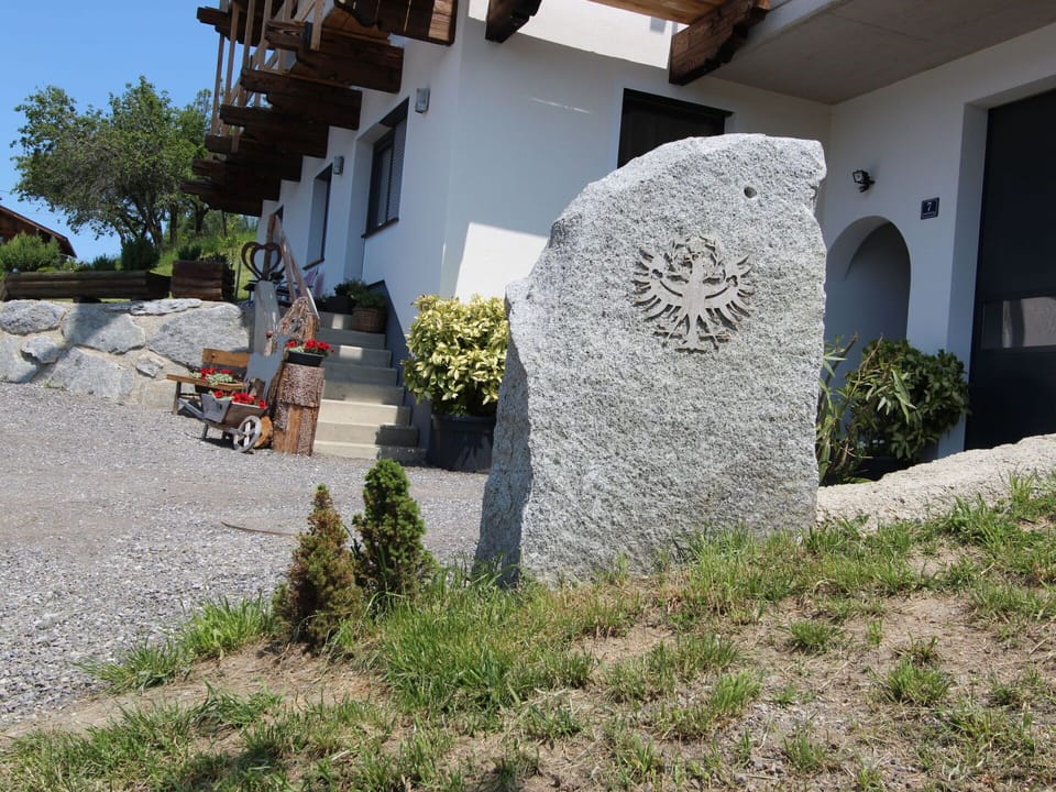 Property, Rock, Architecture, Tree, House, Grass, Sculpture, Real Estate, Plant, Land Lot