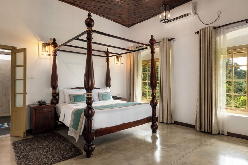 Simpson's Bungalow Room- Mountain View | Egyptian cotton sheets, premium bedding, minibar, in-room safe