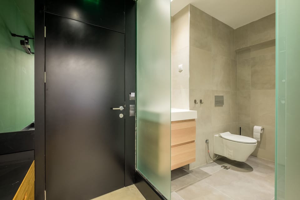 Deluxe Double Room | Premium bedding, blackout drapes, iron/ironing board, free WiFi