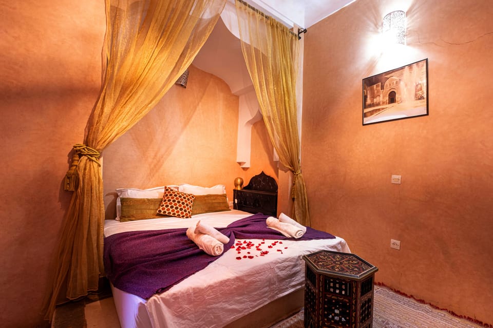 Standard Double Room, 1 King Bed, Non Smoking | 2 bedrooms, in-room safe, individually decorated, individually furnished