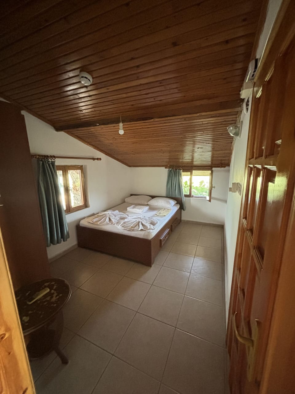 Standard Double Room | Desk, soundproofing, free WiFi, bed sheets