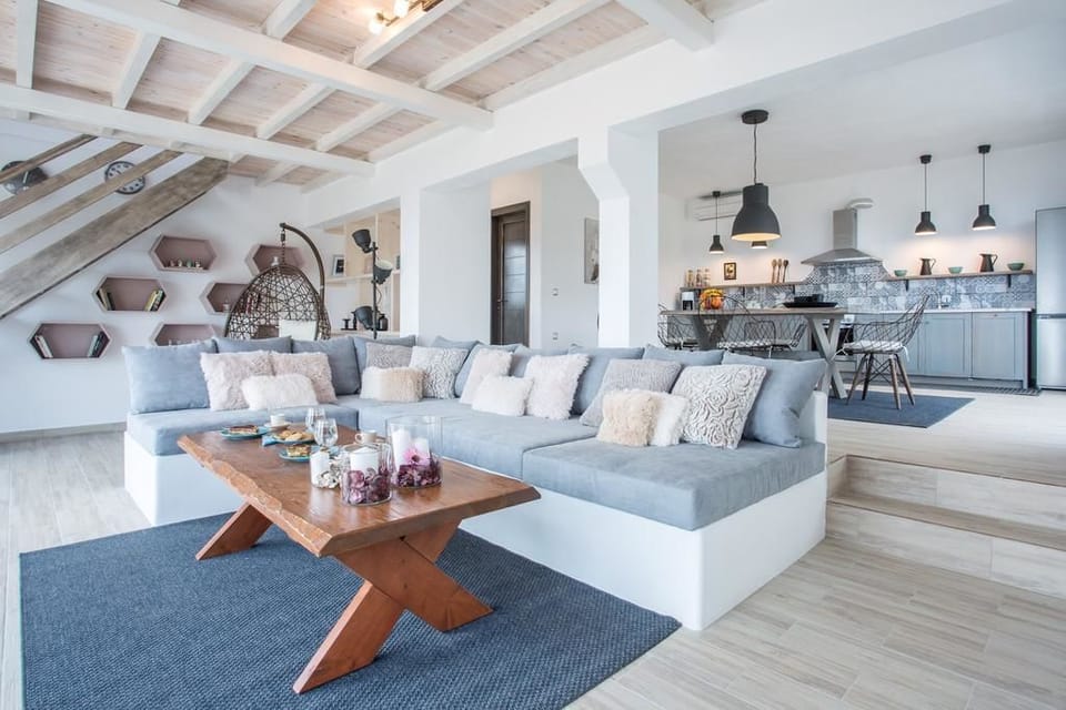Deluxe Villa, 1 King Bed, Non Smoking, Private Pool | Living area | Flat-screen TV