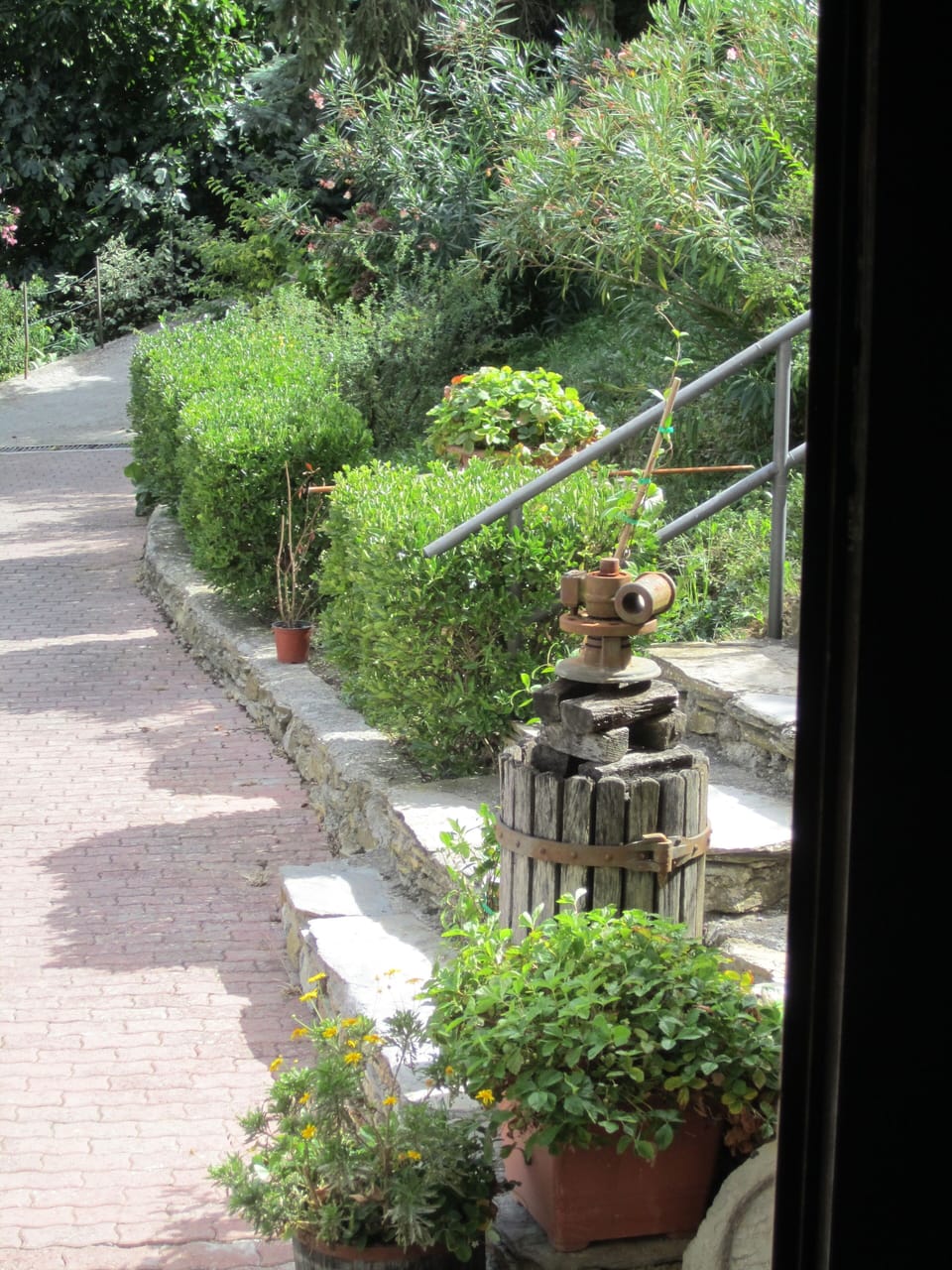 Entrance on the first floor