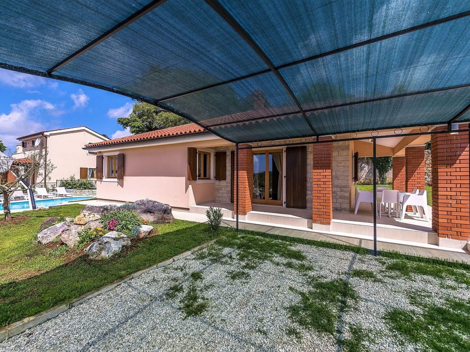 Architecture, Roof, Shade, Composite Material, Swimming Pool, Outdoor Structure, Awning, Daylighting, Design, Eco Hotel