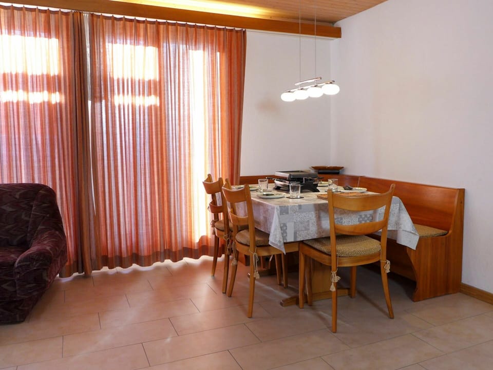 Table, Furniture, Building, Wood, Textile, Chair, Lighting, Interior Design, Kitchen & Dining Room Table, Floor