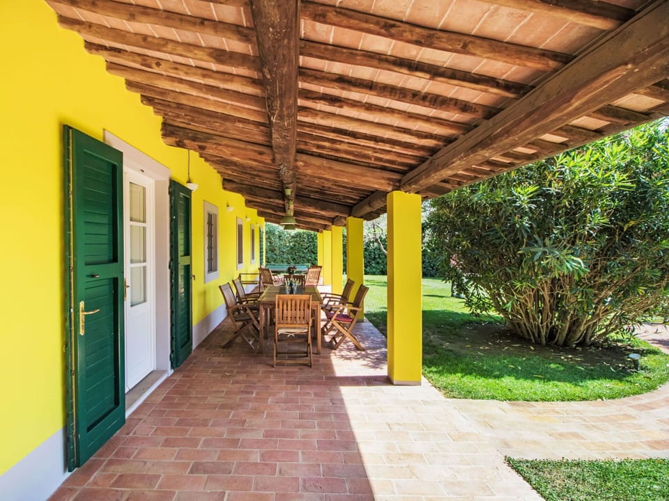 Yellow, Home, Door, Porch, Garden, Cottage, Shade, Estate, Hacienda, Lawn
