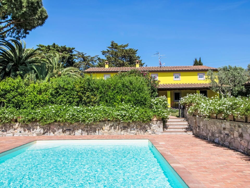 Swimming Pool, Resort, Eco Hotel, Garden, Hacienda, Shade, Landscaping, Villa, Estate, Farmhouse