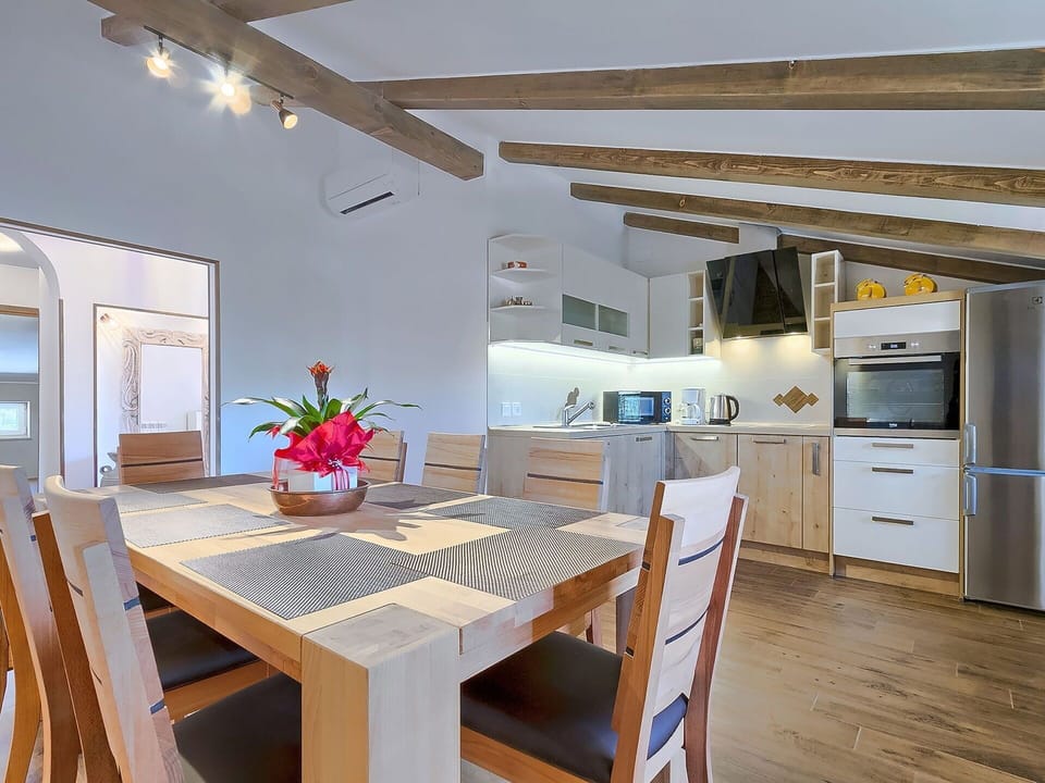Property, Room, Furniture, Building, Interior Design, Dining Room, House, Kitchen, Ceiling, Floor