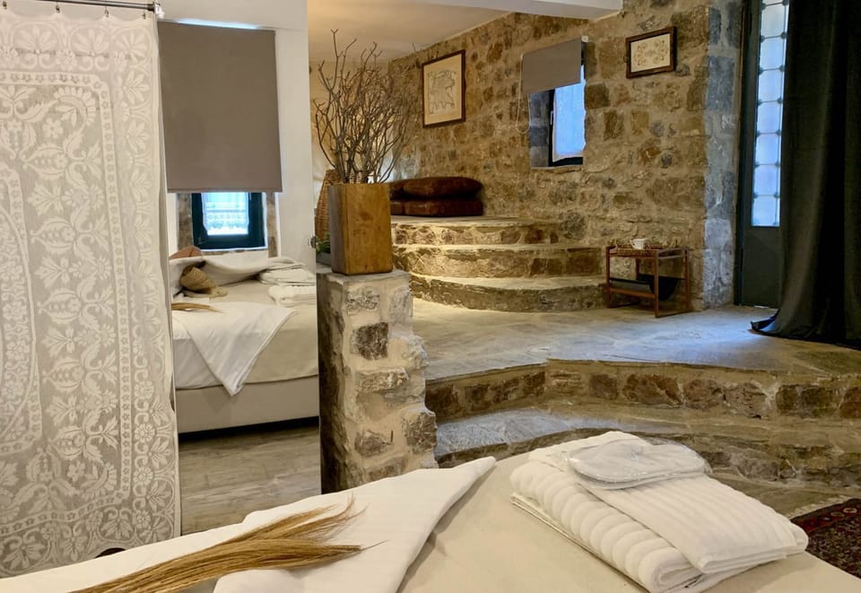 Luxury Suite | 2 bedrooms, Egyptian cotton sheets, premium bedding, down comforters