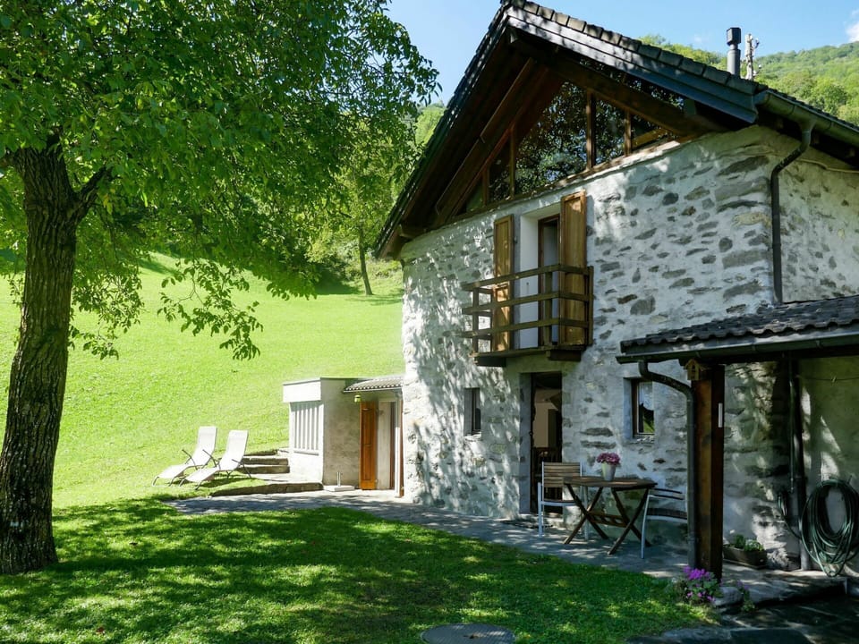 House, Property, Cottage, Building, Home, Farmhouse, Tree, Rural Area, Grass, Architecture
