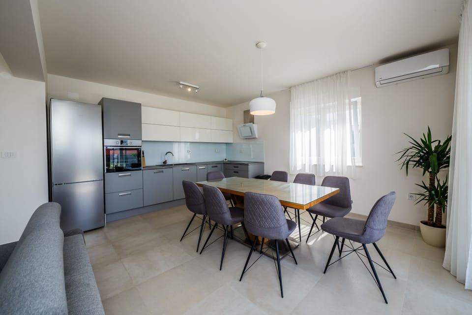 Kitchen and dinning room