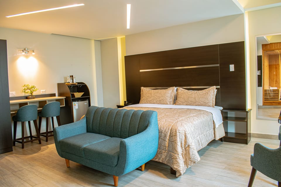 Exclusive Room | Premium bedding, down comforters, laptop workspace, blackout drapes