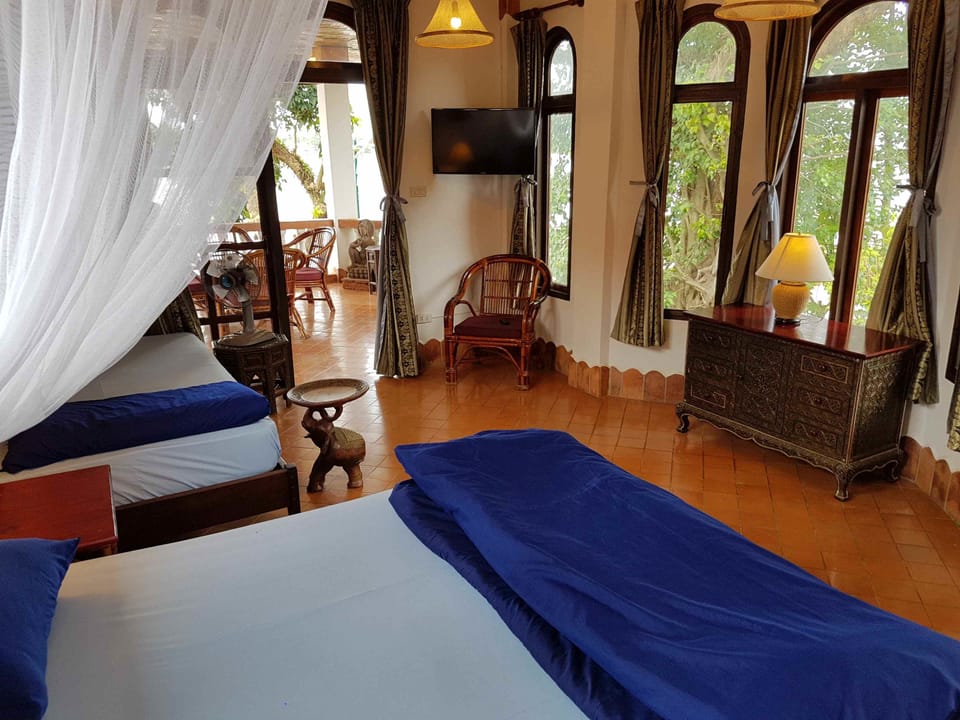 Superior Family Room | Free WiFi, bed sheets