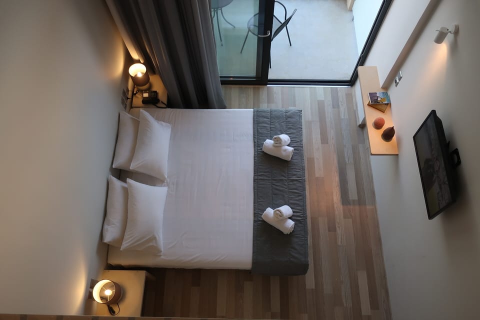 In-room safe, desk, free WiFi, bed sheets