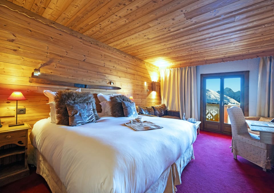 Family Room | Premium bedding, in-room safe, individually decorated