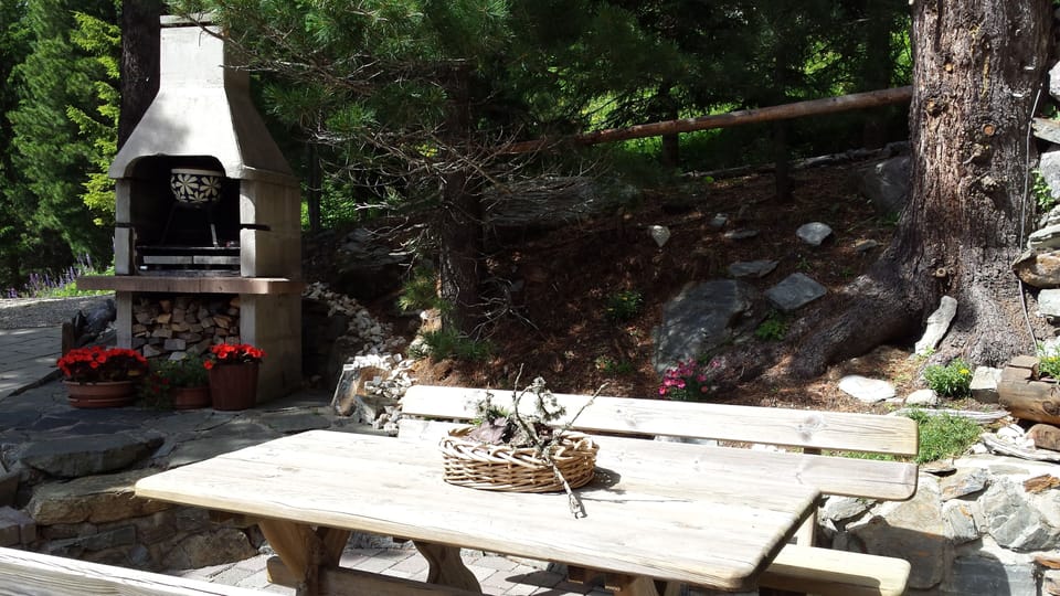 BBQ/picnic area