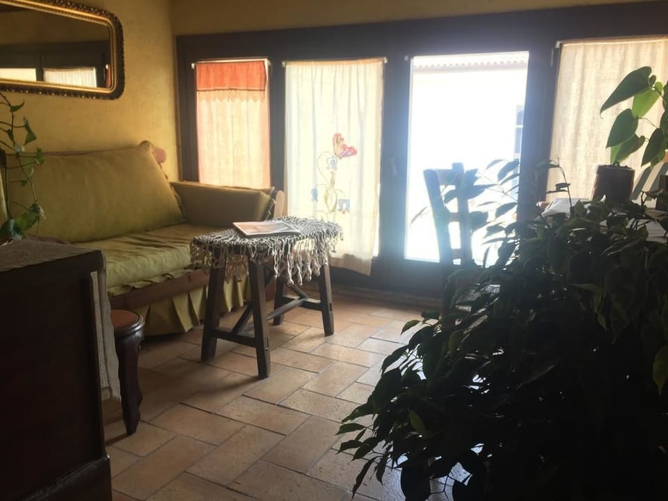 Basic Double Room, Ensuite | Desk, soundproofing, iron/ironing board, free WiFi