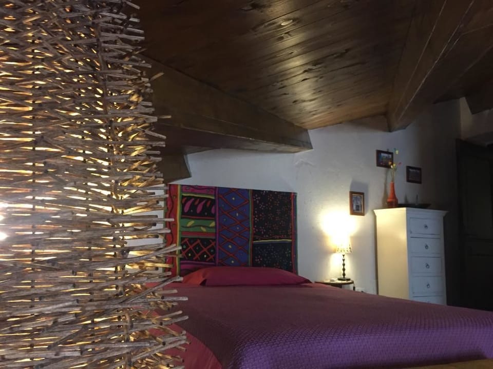 Basic Double Room, Ensuite | Desk, soundproofing, iron/ironing board, free WiFi