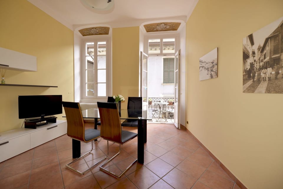 Apartment, 2 Bedrooms | Living area | Flat-screen TV