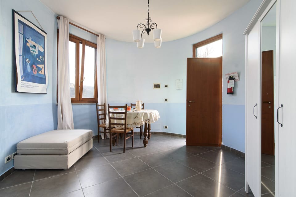 Deluxe Double or Twin Room, Pool View | Room amenity