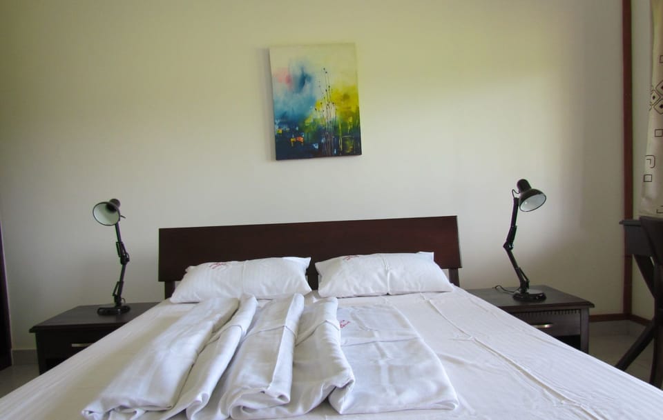Executive Double Room, 1 Double Bed, Accessible | In-room safe, desk, blackout drapes, WiFi (free)