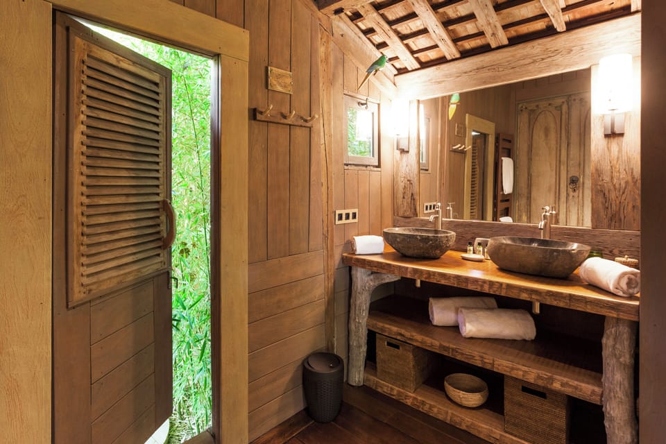 Traditional Cottage | Bathroom | Hair dryer, towels, soap, shampoo