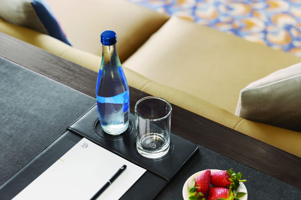 Premium bedding, down comforters, in-room safe, desk
