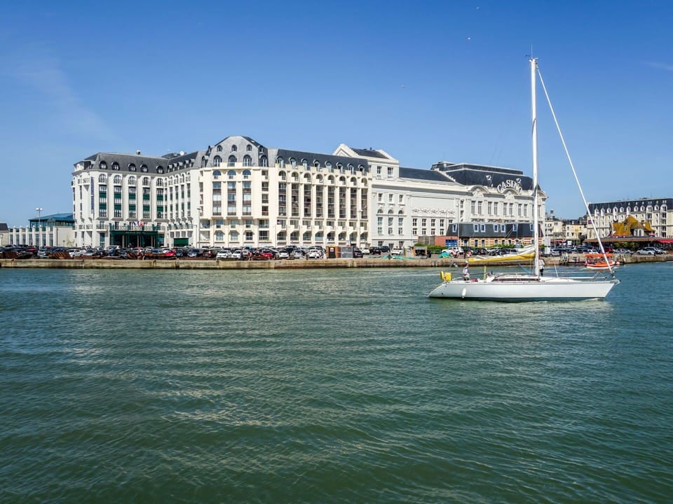 Water Transportation, Waterway, Boat, Vehicle, Marina, Watercraft, City, Channel, River, Architecture